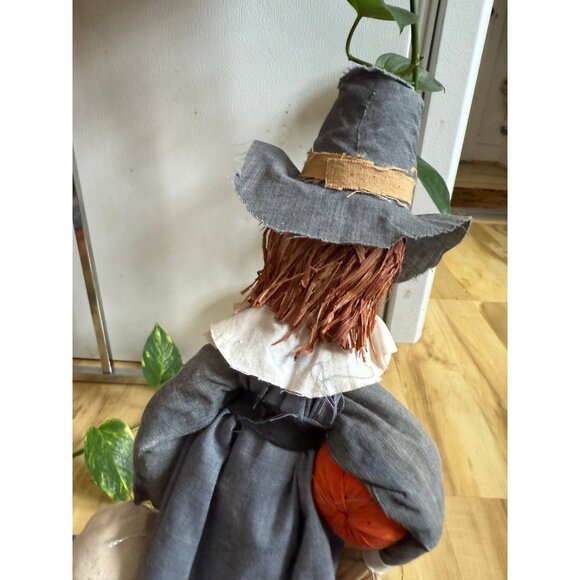 Rustic Scarecrow Figurine with Pumpkin - Picture 8 of 9